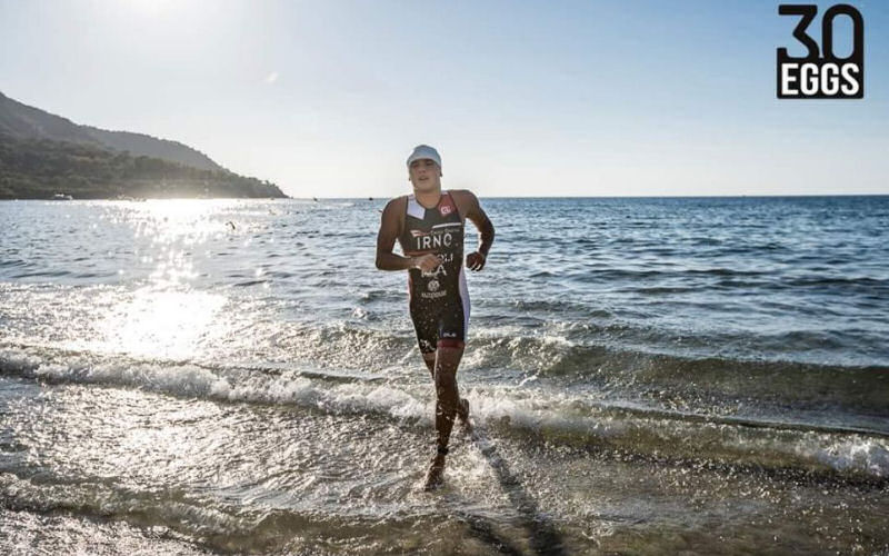 Triathlon, nella baia di Trentova si rinnova l’appuntamento 30 Eggs